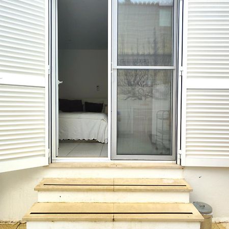 Moradia Geminada V0 - Localizacao Central - Privada Quarteira Ngoại thất bức ảnh